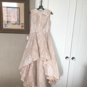 Dress hi low in blush pink with lace